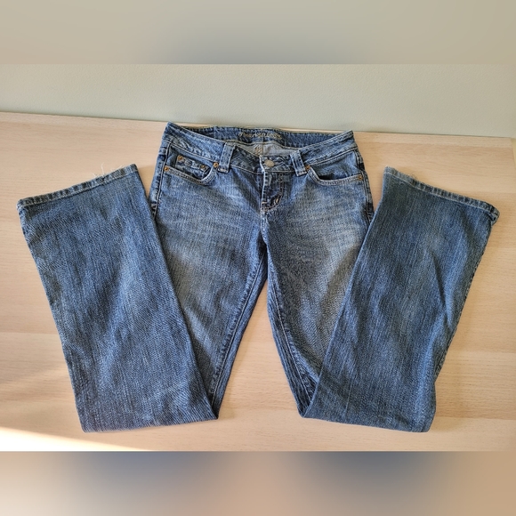 AE Boyfriend 77 Jeans - Picture 1 of 3